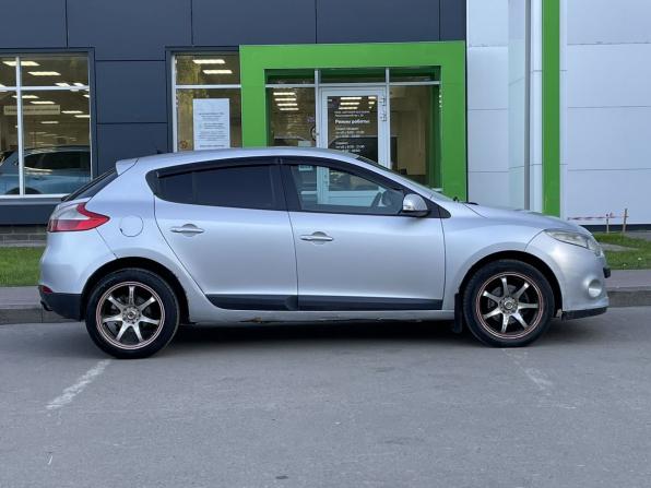 Renault Megane III с пробегом 2009 года, цена 440 000 рублей, 217785 км, хэтчбек, Автокод Объявления