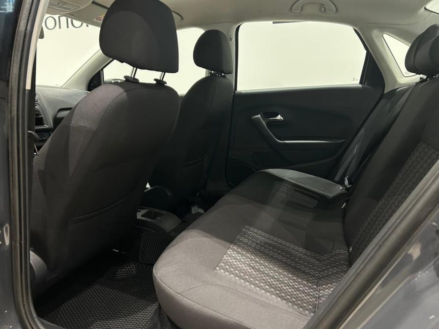 Volkswagen Polo V Рестайлинг Санкт-Петербург  - изображение 13
