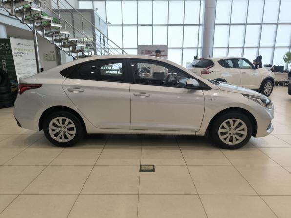 Hyundai Solaris II с пробегом 2019 года, цена 1 350 000 рублей, 115114 км, седан, Автокод Объявления