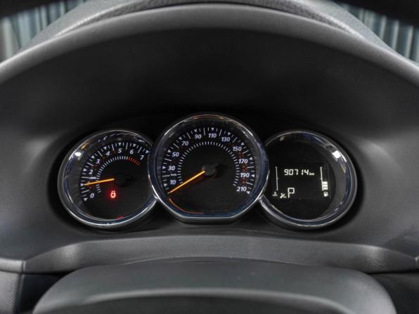 Renault Logan II Рестайлинг с пробегом 2022 года, цена 1 249 000 рублей, 90714 км, седан, Автокод Объявления