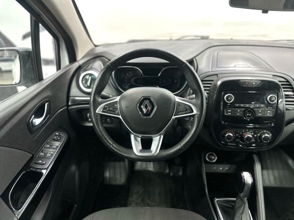 Renault Kaptur I Рестайлинг с пробегом 2021 года, цена 1 549 900 рублей, 139000 км, внедорожник, Автокод Объявления