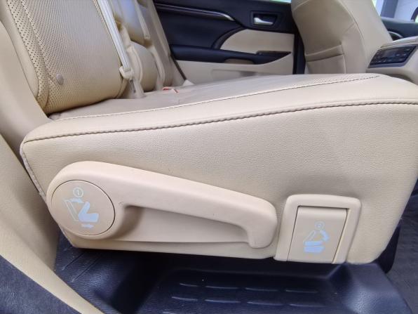 Toyota Highlander III (XU50) с пробегом 2014 года, цена 2 400 000 рублей, 265000 км, внедорожник, Автокод Объявления