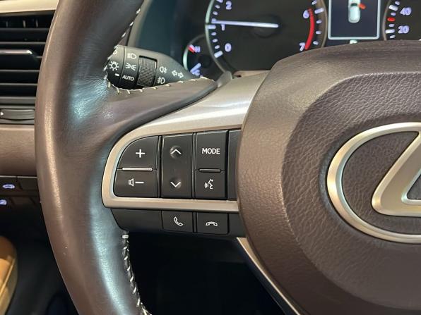 Lexus RX IV с пробегом 2018 года, цена 4 225 000 рублей, 131201 км, внедорожник, Автокод Объявления