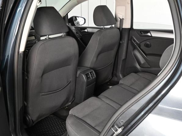 Volkswagen Golf VI с пробегом 2010 года, цена 829 000 рублей, 269992 км, хэтчбек, Автокод Объявления
