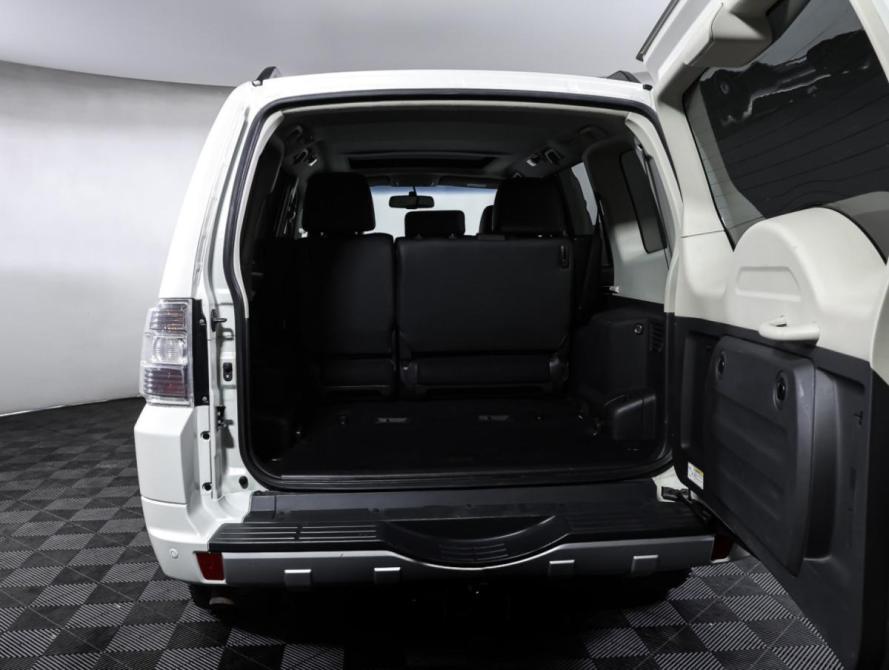 Mitsubishi Pajero IV Рестайлинг 2 Москва  - изображение 10