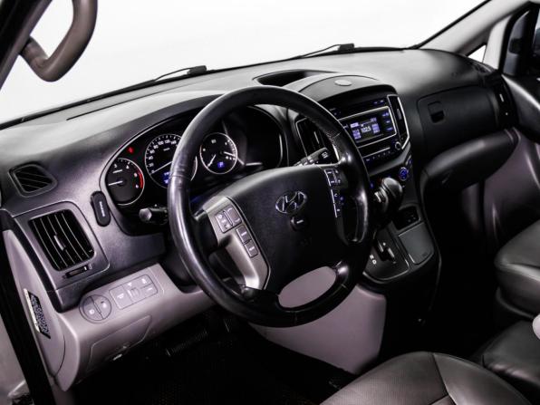 Hyundai Grand Starex I Рестайлинг 2 с пробегом 2018 года, цена 3 150 000 рублей, 135683 км, минивэн, Автокод Объявления