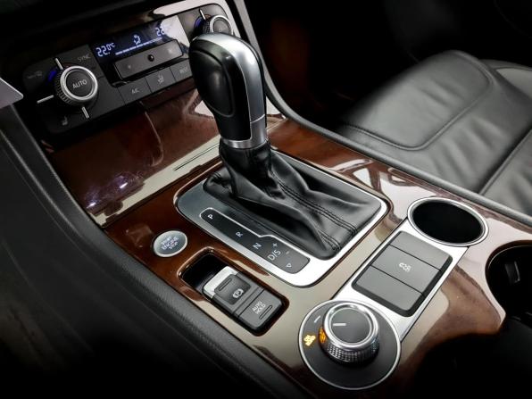 Volkswagen Touareg II Рестайлинг с пробегом 2016 года, цена 2 675 000 рублей, 147407 км, внедорожник, Автокод Объявления
