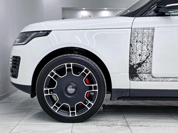 Land Rover Range Rover IV Рестайлинг с пробегом 2018 года, цена 8 500 000 рублей, 30859 км, внедорожник, Автокод Объявления