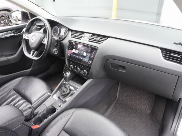 Skoda Octavia III (A7) Рестайлинг с пробегом 2018 года, цена 2 000 000 рублей, 122934 км, лифтбек, Автокод Объявления