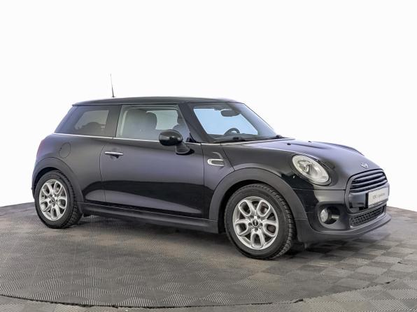 Mini Hatch III (F55/F56) с пробегом 2016 года, цена 1 518 000 рублей, 87427 км, хэтчбек, Автокод Объявления