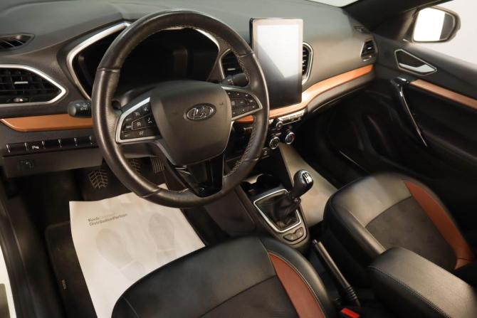 Lada (ВАЗ) Vesta I Рестайлинг (NG) с пробегом 2023 года, цена 1 369 000 рублей, 30500 км, седан, Автокод Объявления