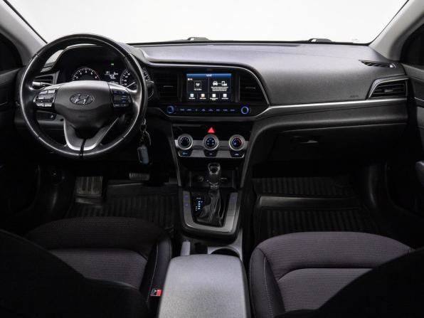 Hyundai Elantra VI (AD) с пробегом 2019 года, цена 1 600 000 рублей, 88000 км, седан, Автокод Объявления
