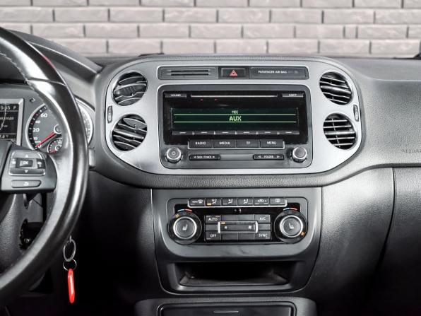 Volkswagen Tiguan I Рестайлинг с пробегом 2014 года, цена 1 720 000 рублей, 124879 км, внедорожник, Автокод Объявления