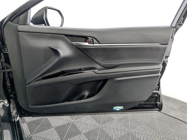 Toyota Camry VIII (XV70) с пробегом 2020 года, цена 2 795 000 рублей, 112991 км, седан, Автокод Объявления