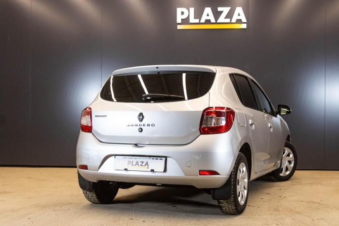 Renault Sandero II с пробегом 2016 года, цена 839 000 рублей, 134564 км, хэтчбек, Автокод Объявления