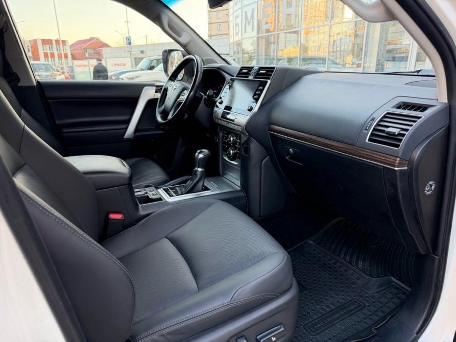 Toyota Land Cruiser Prado 150 Series Рестайлинг 3 Ростов-на-Дону  - изображение 11