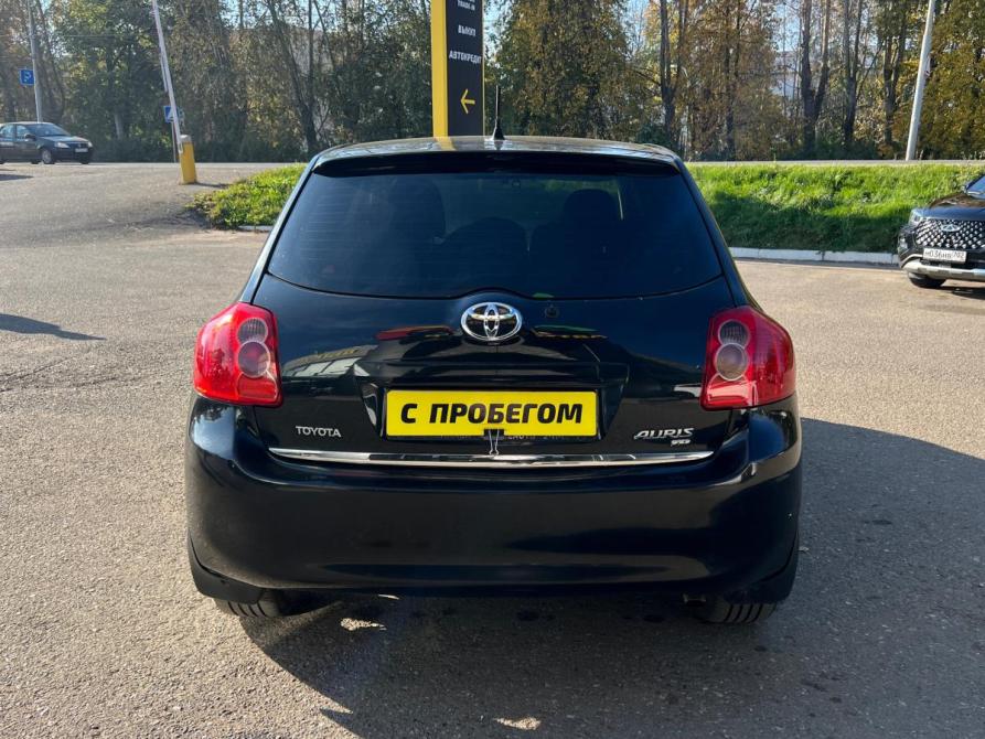 Toyota Auris I Нефтекамск  - изображение 5