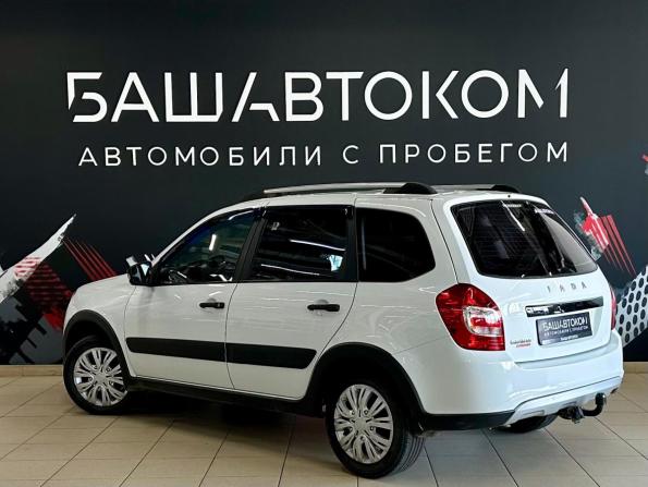 Lada (ВАЗ) Granta I Рестайлинг с пробегом 2022 года, цена 760 000 рублей, 99103 км, универсал, Автокод Объявления