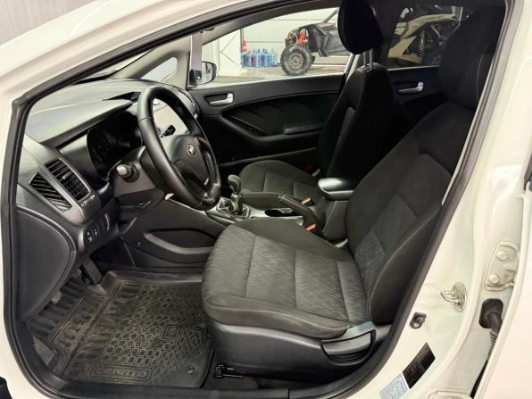 Kia Cerato III с пробегом 2014 года, цена 947 000 рублей, 211756 км, седан, Автокод Объявления