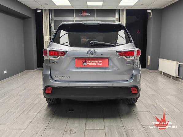 Toyota Highlander III (XU50) с пробегом 2014 года, цена 2 600 000 рублей, 182000 км, внедорожник, Автокод Объявления