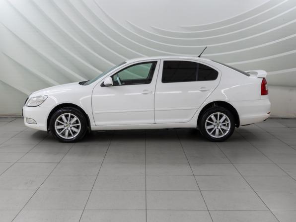 Skoda Octavia II (A5) Рестайлинг с пробегом 2012 года, цена 998 000 рублей, 143374 км, лифтбек, Автокод Объявления