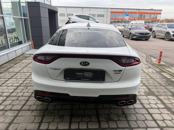 Kia Stinger I с пробегом 2018 года, цена 2 550 000 рублей, 78162 км, лифтбек, Автокод Объявления