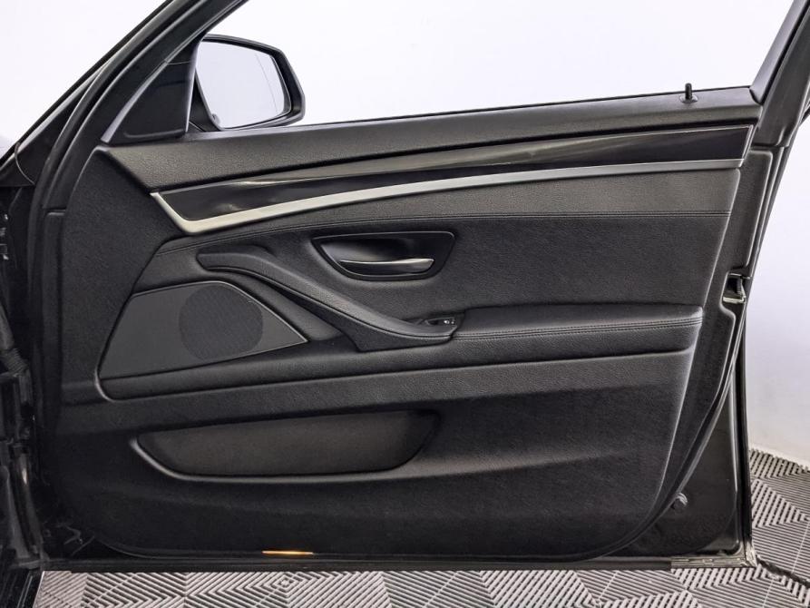 BMW 5 серии VI (F10/F11/F07) Рестайлинг Санкт-Петербург  - изображение 24