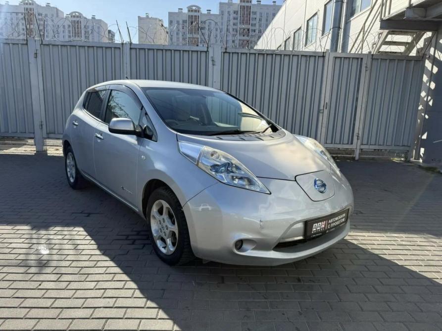 Nissan Leaf I (ZE0/AZE0) Ростов-на-Дону  - изображение 3