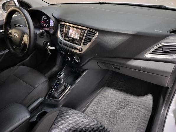 Hyundai Solaris II Рестайлинг с пробегом 2020 года, цена 1 320 000 рублей, 98000 км, седан, Автокод Объявления
