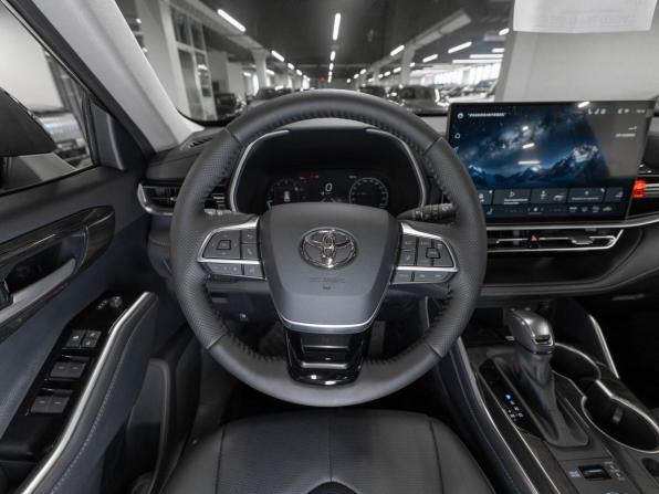 Toyota Highlander IV (XU70) с пробегом 2026 года, цена 5 300 000 рублей, 41 км, внедорожник, Автокод Объявления