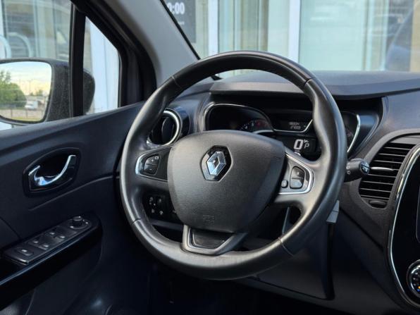 Renault Kaptur I с пробегом 2018 года, цена 1 095 000 рублей, 196934 км, внедорожник, Автокод Объявления