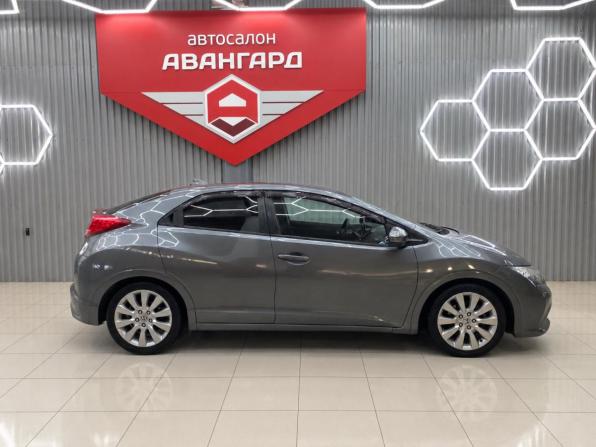 Honda Civic IX с пробегом 2012 года, цена 1 015 000 рублей, 226810 км, хэтчбек, Автокод Объявления