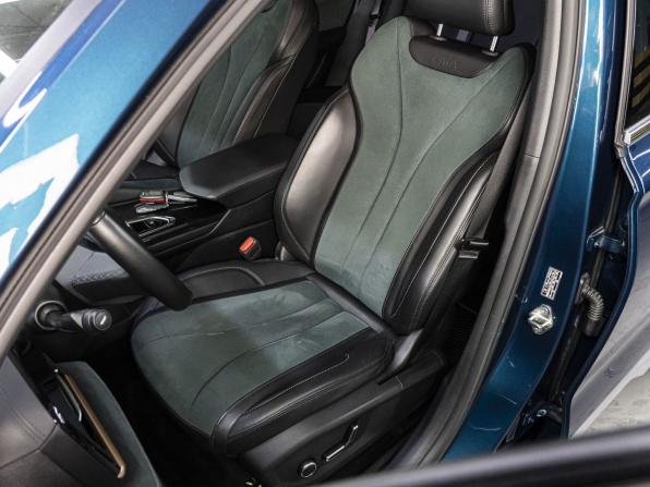 Geely Monjaro I с пробегом 2023 года, цена 3 270 000 рублей, 49498 км, внедорожник, Автокод Объявления
