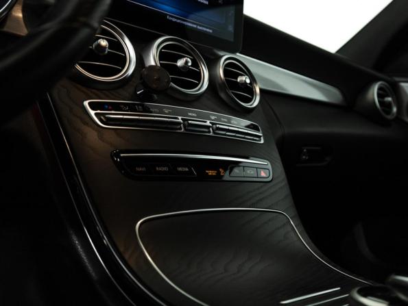 Mercedes-Benz C-Класс IV (W205) Рестайлинг с пробегом 2019 года, цена 3 250 000 рублей, 90910 км, седан, Автокод Объявления
