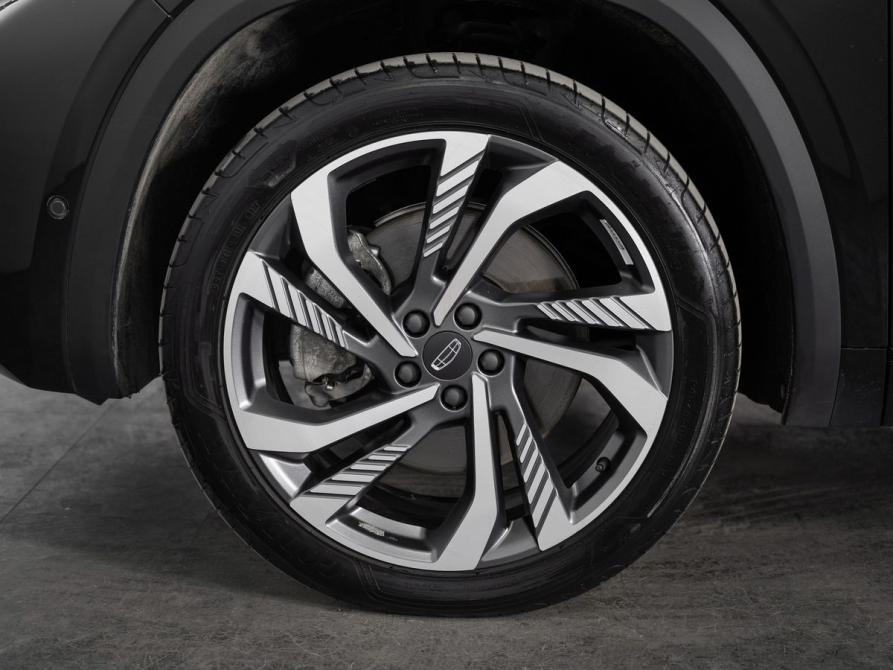 Geely Monjaro I Иркутск  - изображение 21