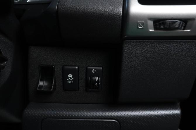 Nissan Wingroad III (Y12) с пробегом 2017 года, цена 1 049 000 рублей, 93290 км, универсал, Автокод Объявления