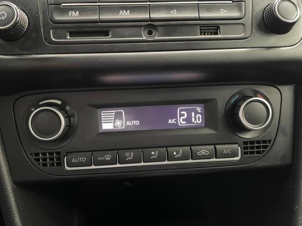 Volkswagen Polo V с пробегом 2015 года, цена 815 000 рублей, 166888 км, седан, Автокод Объявления