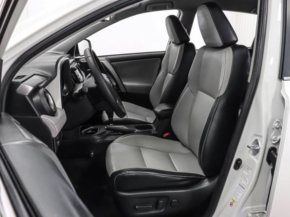 Toyota RAV4 IV (XA40) Рестайлинг с пробегом 2016 года, цена 2 299 000 рублей, 159425 км, внедорожник, Автокод Объявления
