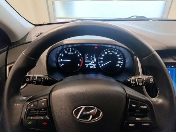 Hyundai Creta I Рестайлинг с пробегом 2021 года, цена 1 829 000 рублей, 69749 км, внедорожник, Автокод Объявления