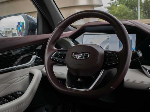 Geely Monjaro I с пробегом 2022 года, цена 3 100 000 рублей, 18600 км, внедорожник, Автокод Объявления