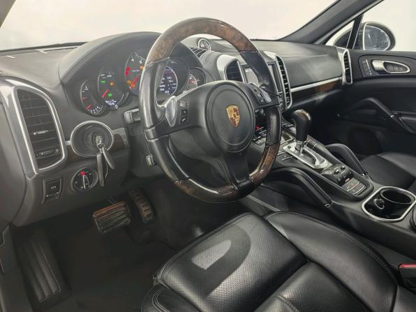 Porsche Cayenne II (958) с пробегом 2014 года, цена 2 370 000 рублей, 183938 км, внедорожник, Автокод Объявления