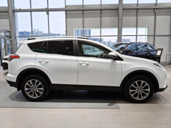 Toyota RAV4 IV (XA40) Рестайлинг с пробегом 2015 года, цена 2 590 000 рублей, 81246 км, внедорожник, Автокод Объявления