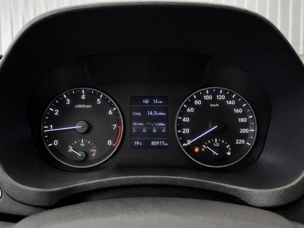 Hyundai Solaris II с пробегом 2017 года, цена 1 217 000 рублей, 85917 км, седан, Автокод Объявления