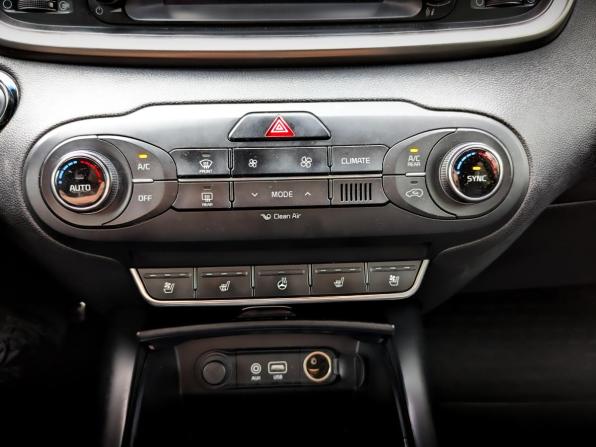 Kia Sorento III Prime с пробегом 2017 года, цена 2 250 000 рублей, 211921 км, внедорожник, Автокод Объявления