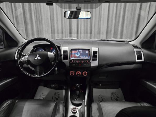 Mitsubishi Outlander II Рестайлинг с пробегом 2011 года, цена 1 179 000 рублей, 220000 км, внедорожник, Автокод Объявления