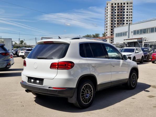 Volkswagen Tiguan I Рестайлинг с пробегом 2013 года, цена 1 539 000 рублей, 137570 км, внедорожник, Автокод Объявления