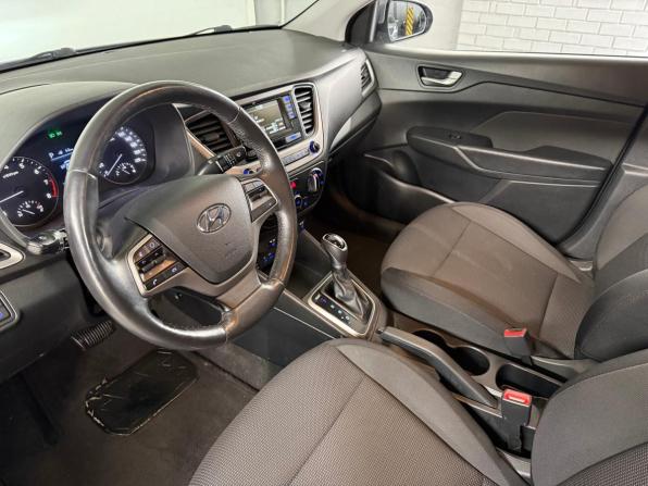 Hyundai Solaris II с пробегом 2017 года, цена 1 185 000 рублей, 136266 км, седан, Автокод Объявления