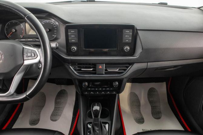 Volkswagen Polo VI с пробегом 2022 года, цена 1 999 000 рублей, 64000 км, лифтбек, Автокод Объявления