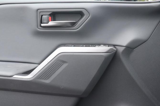 Toyota RAV4 VI (XA60) с пробегом 2025 года, цена 4 420 000 рублей, 10 км, внедорожник, Автокод Объявления