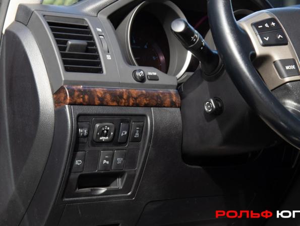 Toyota Land Cruiser 200 Series с пробегом 2011 года, цена 3 088 000 рублей, 310111 км, внедорожник, Автокод Объявления